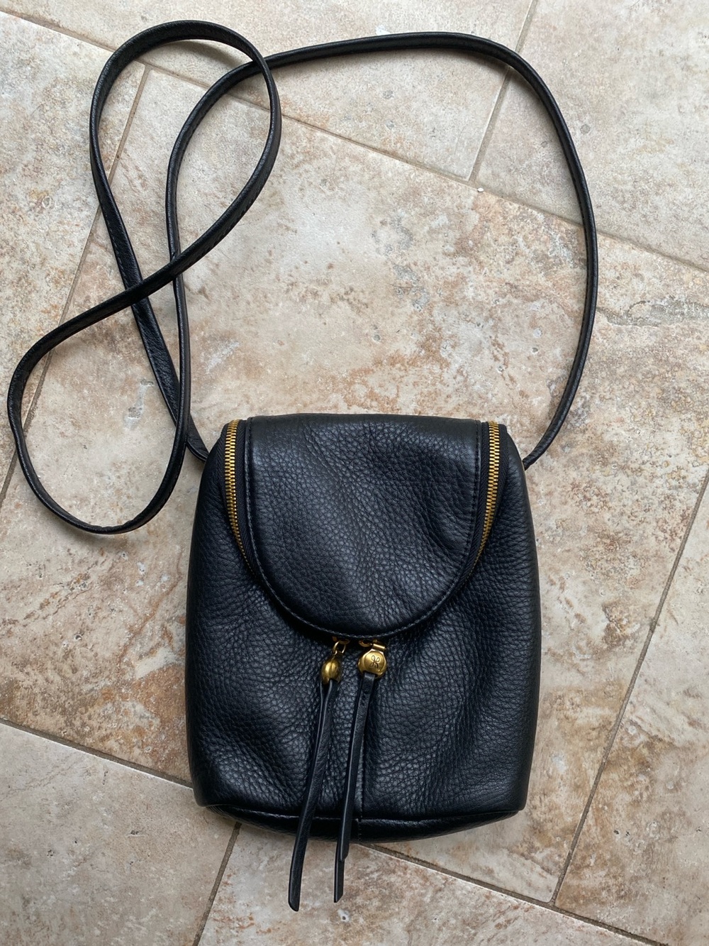 HOBO Fern crossbody pebbled leather black